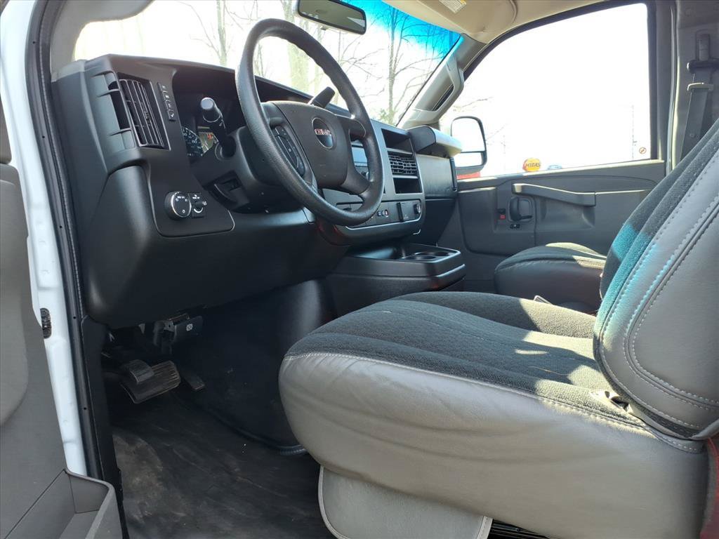 Used 2024 GMC Savana 2500 w/ Driver Convenience Package RWD image 10