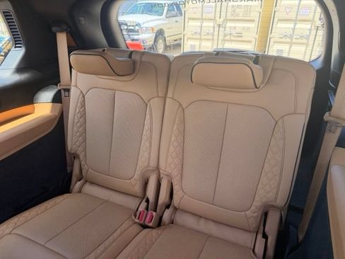 Used 2024 Jeep Grand Cherokee L Summit AWD/4WD image 14