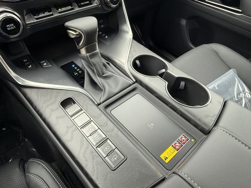 New 2026 Lexus LX 600 4WD w/ Luxury Package image 23