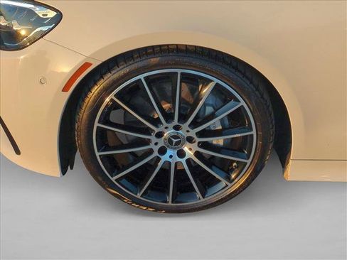 Used 2022 Mercedes-Benz E 450 Coupe image 25