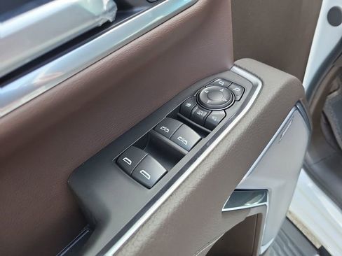 New 2025 GMC Sierra 2500 Denali w/ Denali Reserve Package image 15