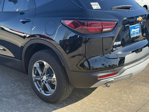 New 2026 Chevrolet Blazer LT image 15