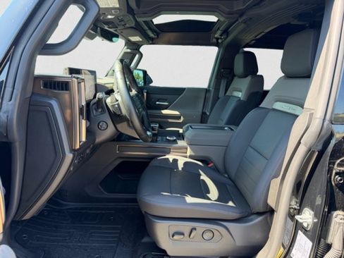 Used 2025 GMC Hummer EV 2X AWD/4WD image 10