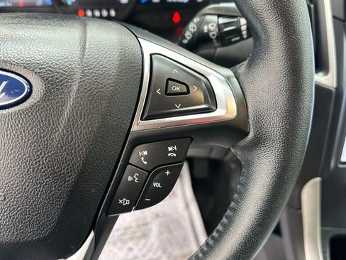 Used 2022 Ford Edge SEL w/ Convenience Package image 19