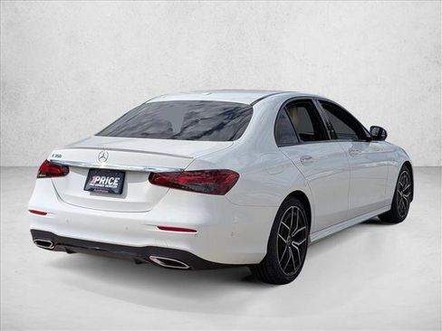 Used 2022 Mercedes-Benz E 350 Sedan image 5