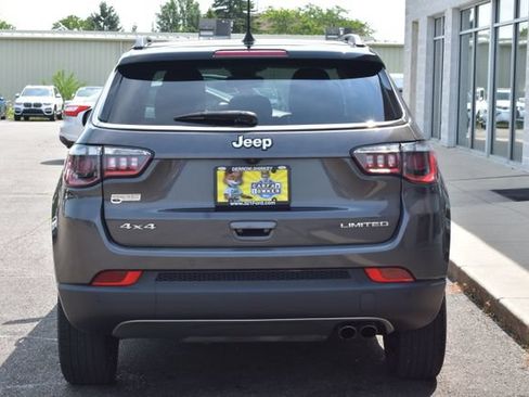 Used 2021 Jeep Compass Limited w/ Sun and Sound Group AWD/4WD image 11