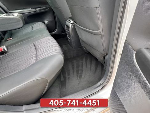 Used 2019 Nissan Sentra SV FWD image 18
