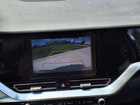 Used 2022 Kia Niro LXS FWD image 30