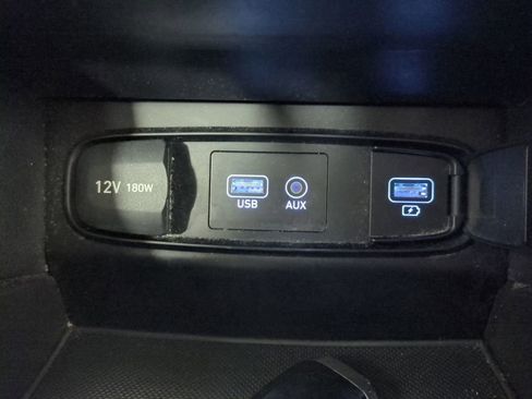 Used 2020 Hyundai Santa Fe SEL image 25