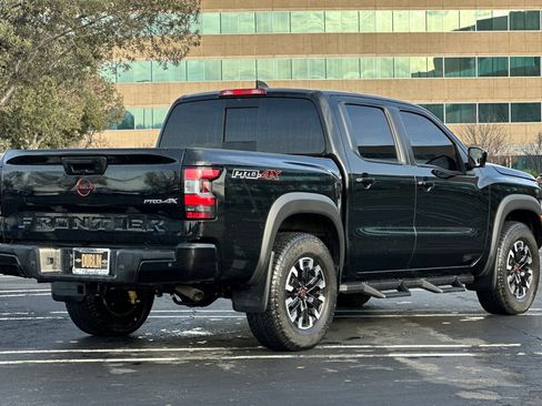 Used 2023 Nissan Frontier PRO-4X w/ Pro Convenience Package image 4