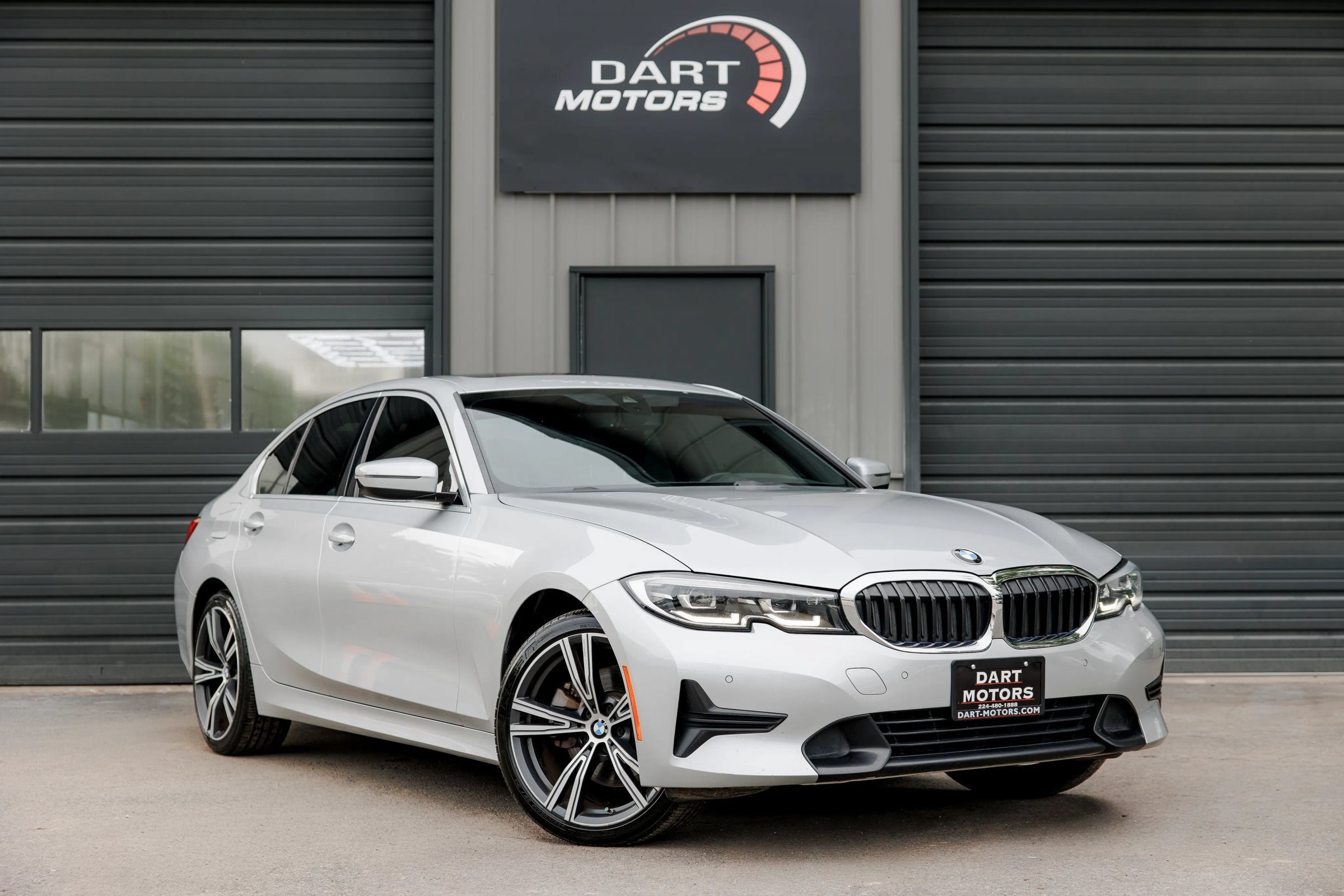 Used 2019 BMW 330i xDrive Sedan w/ Driving Assistance Package AWD/4WD image 1
