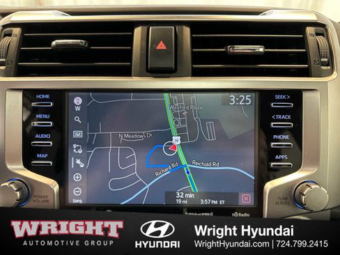 Used 2020 Toyota 4Runner SR5 Premium image 26