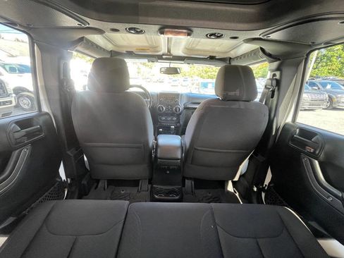 Used 2017 Jeep Wrangler Unlimited Sport w/ Quick Order Package 24S image 37