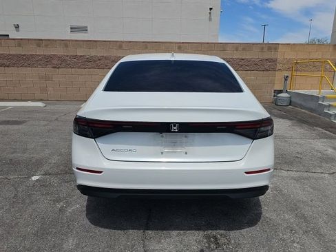 Used 2024 Honda Accord EX image 5