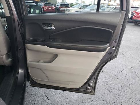 Used 2019 Honda Pilot EX-L image 17