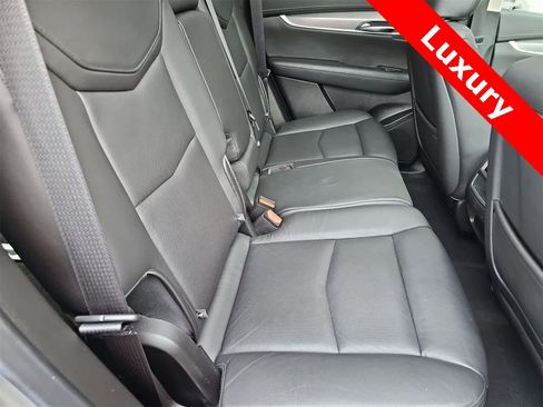Used 2019 Cadillac XT5 Luxury image 17