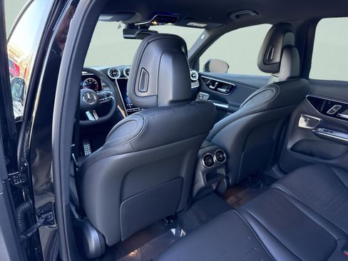 Certified 2026 Mercedes-Benz GLC 300 image 25