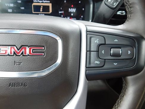 Used 2023 GMC Sierra 1500 SLT AWD/4WD image 33