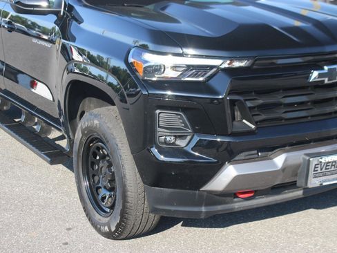 Used 2024 Chevrolet Colorado Z71 w/ Z71 Convenience Package 2 AWD/4WD image 9