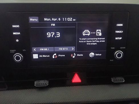 Used 2024 Kia Sportage LX image 25