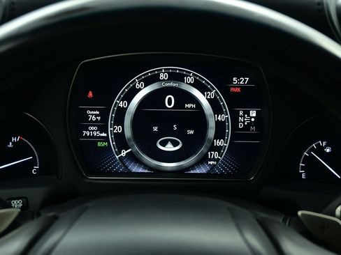 Used 2019 Lexus LS 500 AWD w/ Accessory Package (Z2) image 26