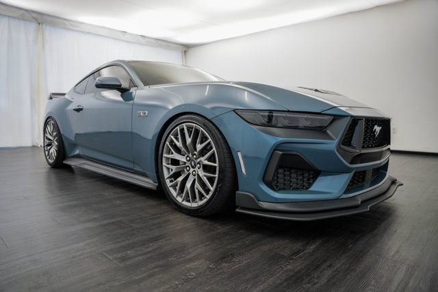 Used 2025 Ford Mustang GT Premium RWD image 24