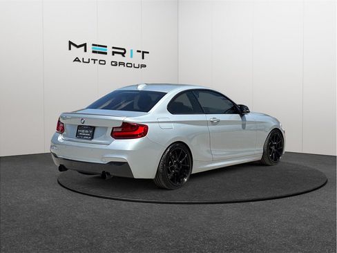 Used 2017 BMW M240i Coupe RWD image 9