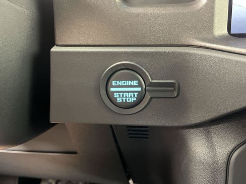 Used 2026 Ford Bronco Big Bend w/ Black Diamond Package AWD/4WD image 18