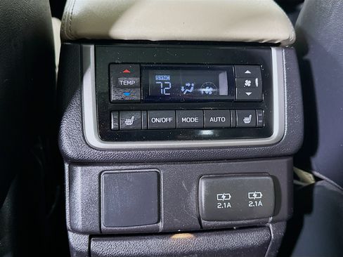 Used 2021 Subaru Ascent Limited w/ Technology Package AWD/4WD image 26