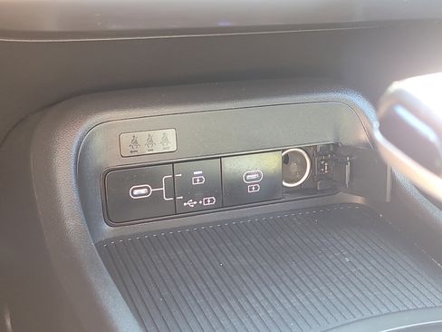 Used 2024 Hyundai Kona SEL image 26