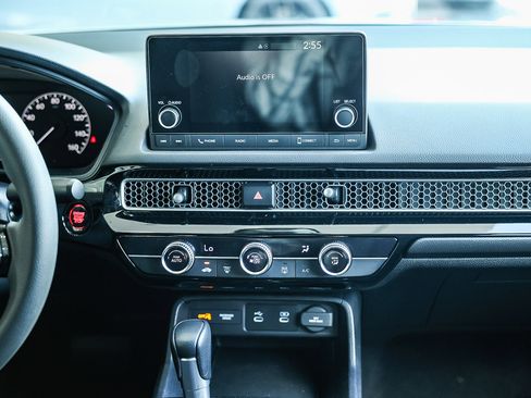 Used 2025 Honda Civic LX image 17