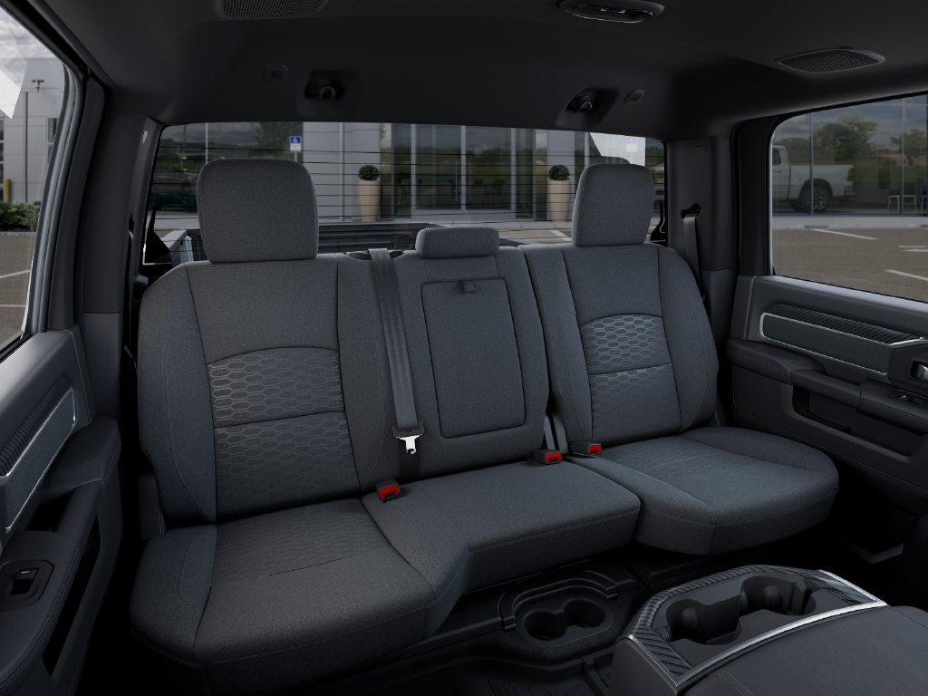 New 2027 RAM 3500 Big Horn AWD/4WD image 15