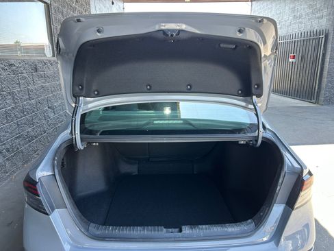 Used 2024 Honda Accord Sport image 18