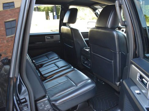 Used 2017 Ford Expedition EL XLT w/ Equipment Group 202A image 13