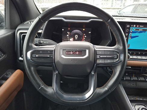 Used 2023 GMC Canyon AT4 w/ AT4 Premium Package image 20