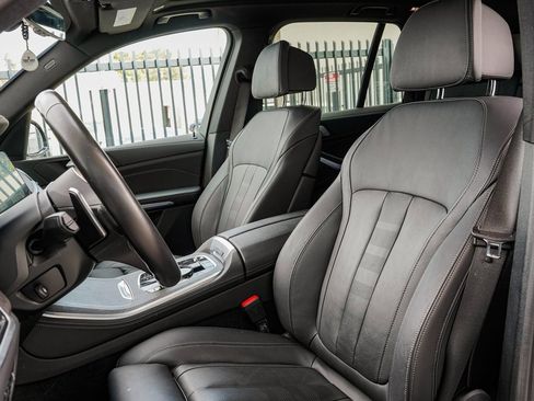 Used 2022 BMW X5 xDrive45e w/ M Sport Package image 18