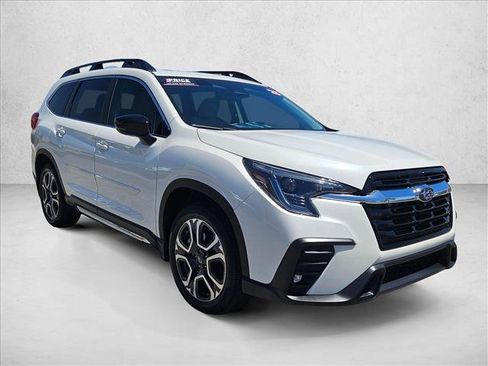 Used 2025 Subaru Ascent Limited w/ Popular Package #1 AWD/4WD image 3