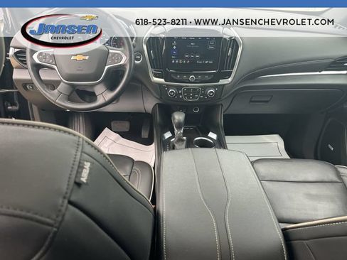 Used 2023 Chevrolet Traverse Premier FWD image 20