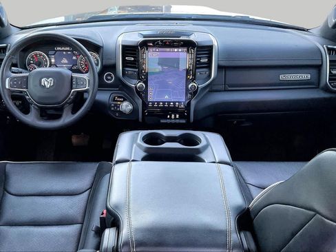 Used 2025 RAM 1500 Laramie AWD/4WD image 15