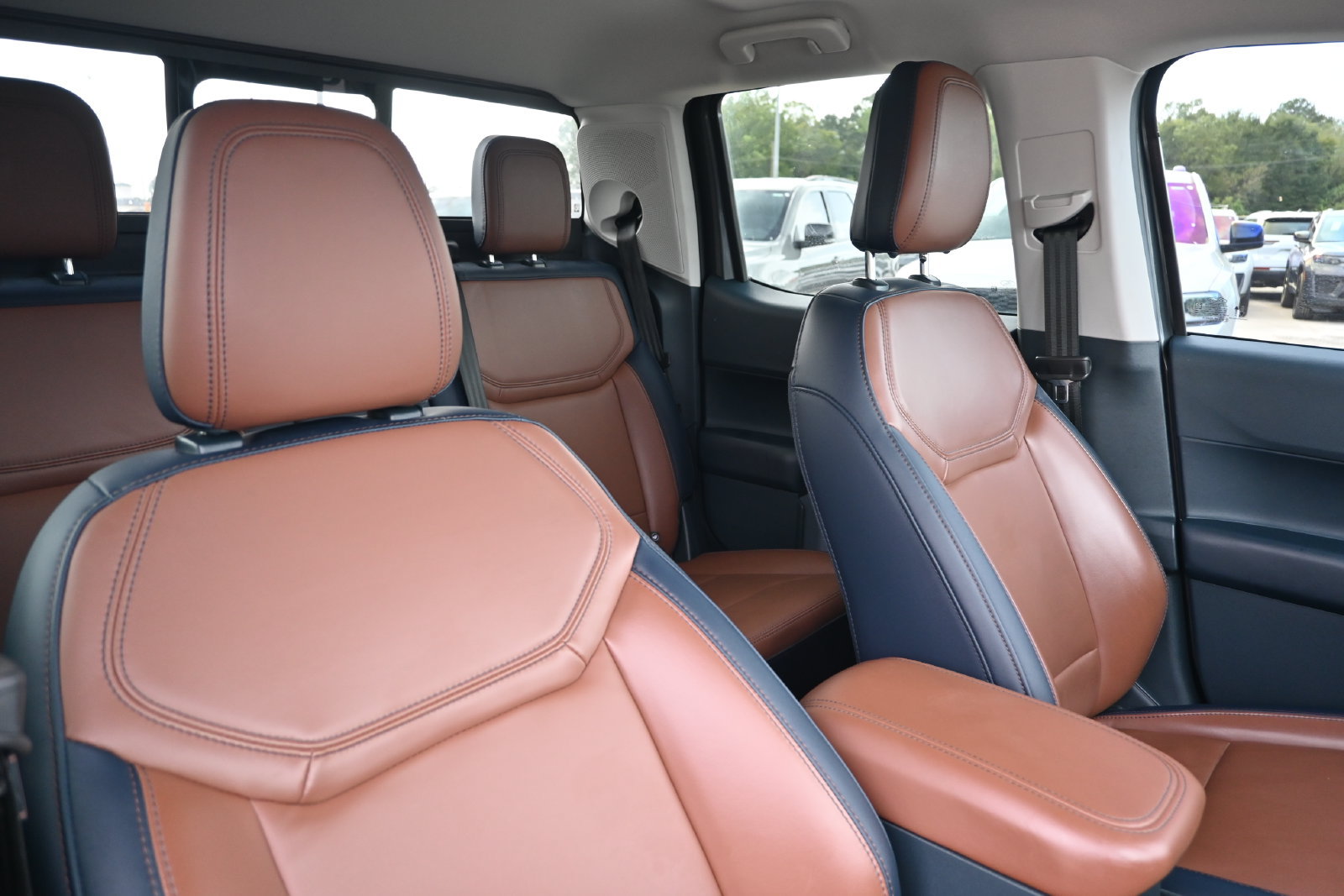 Used 2024 Ford Maverick Lariat FWD image 28