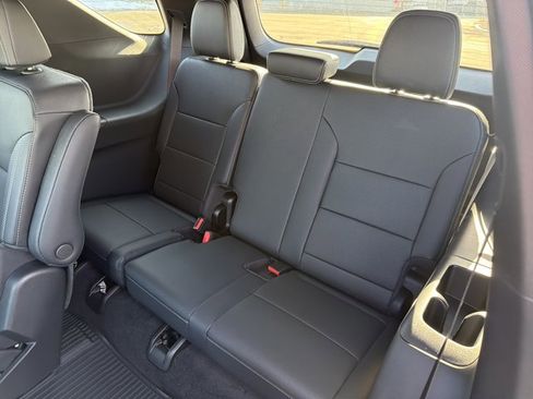 New 2026 Chevrolet Traverse LT image 27