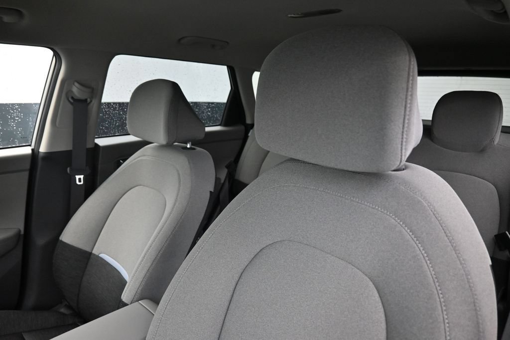 Used 2027 Kia Seltos LX AWD/4WD image 14