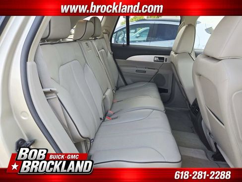Used 2011 Lincoln MKX 2WD w/ 101A Rapid Spec Order Code image 15