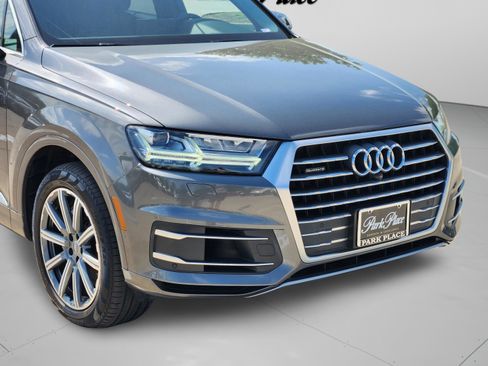 Used 2018 Audi Q7 3.0T Premium Plus image 6