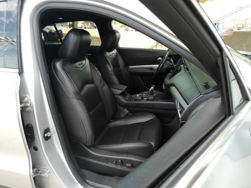Used 2019 Cadillac XT4 Premium Luxury w/ Cold Weather Package FWD image 21