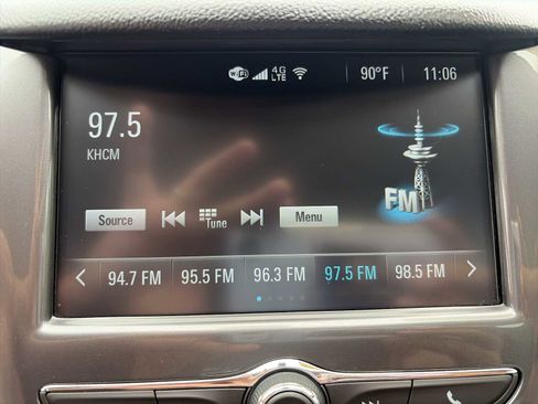 Used 2018 Chevrolet Cruze LT FWD image 12