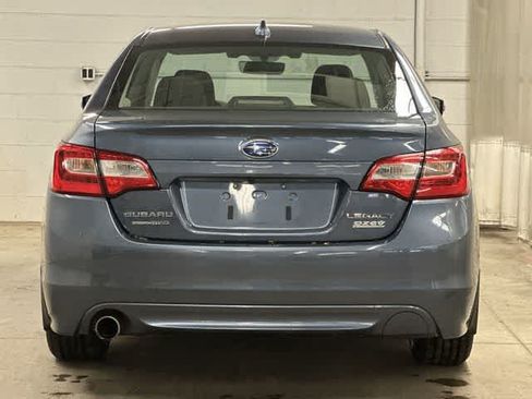 Used 2017 Subaru Legacy 2.5i Premium AWD/4WD image 4