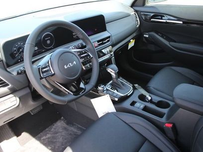 New 2026 Kia Seltos SX w/ SX Sunroof Package