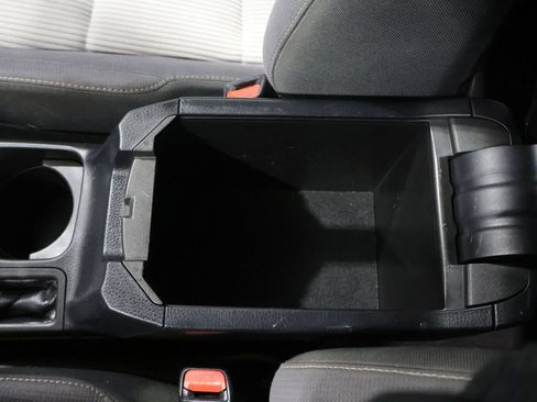 Used 2013 Toyota RAV4 XLE AWD/4WD image 29
