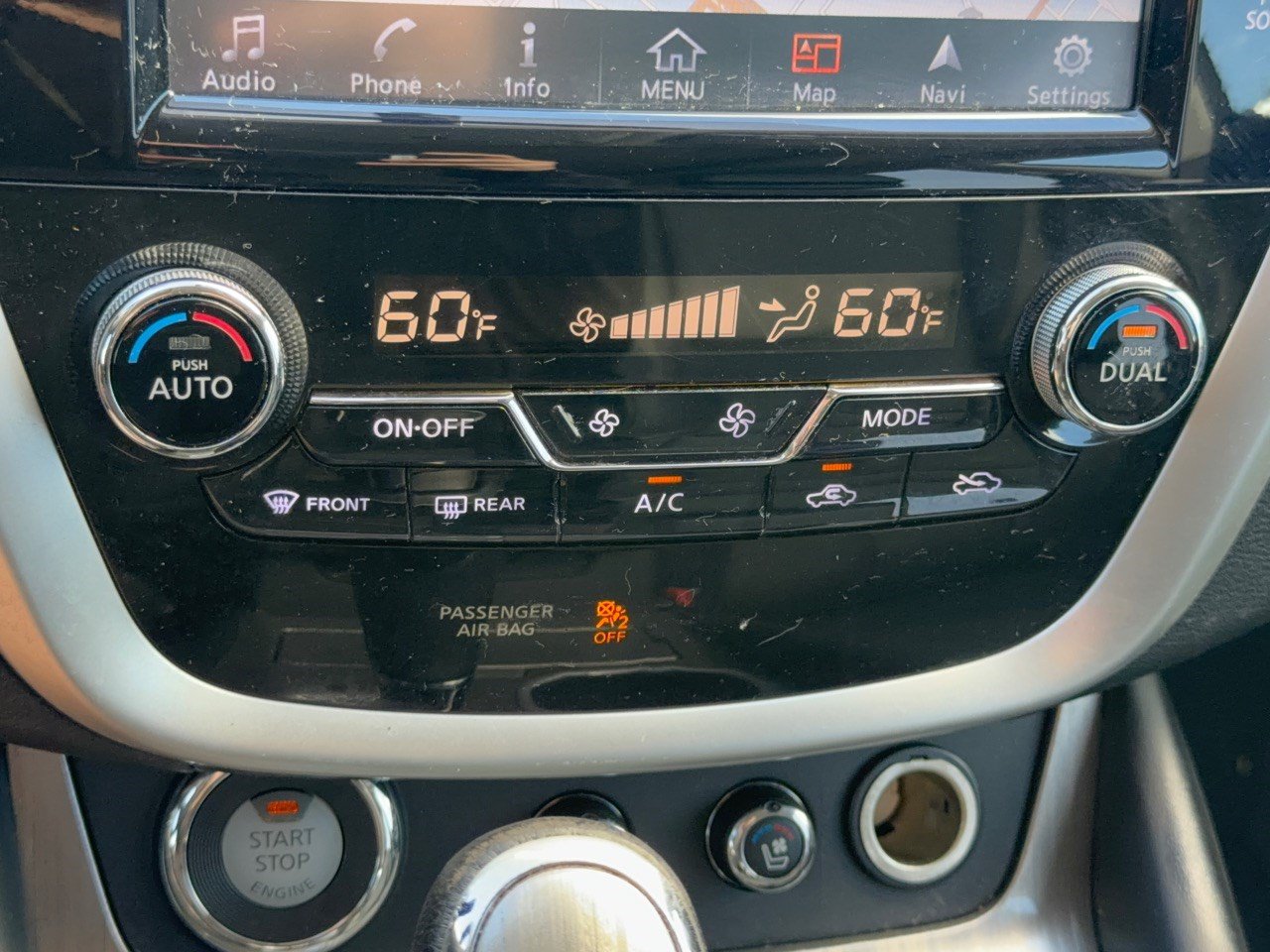 Used 2015 Nissan Murano Platinum w/ Platinum Technology Package FWD image 22